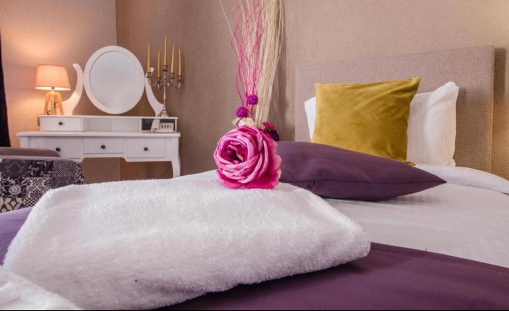 Hotel Ideall Podgoriçe Dış mekan fotoğraf