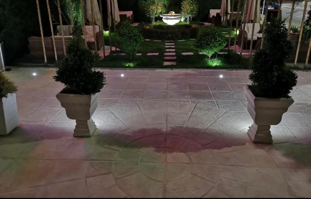 Hotel Ideall Podgoriçe Dış mekan fotoğraf