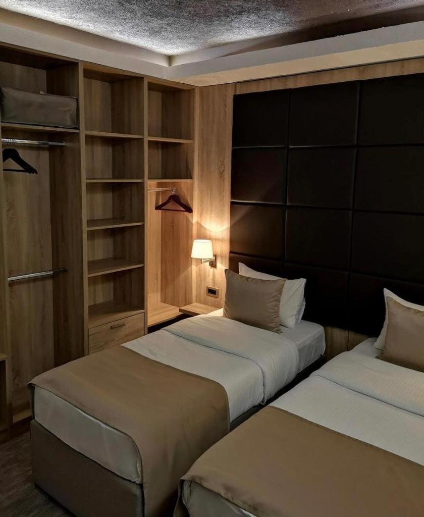 Hotel Ideall Podgoriçe Dış mekan fotoğraf