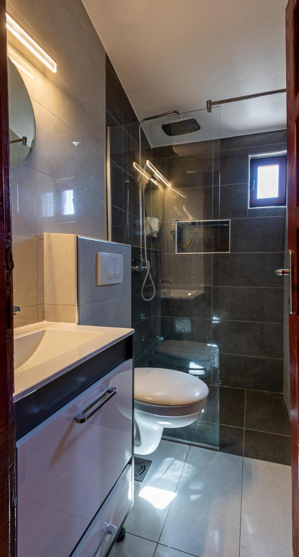 Hotel Ideall Podgoriçe Dış mekan fotoğraf