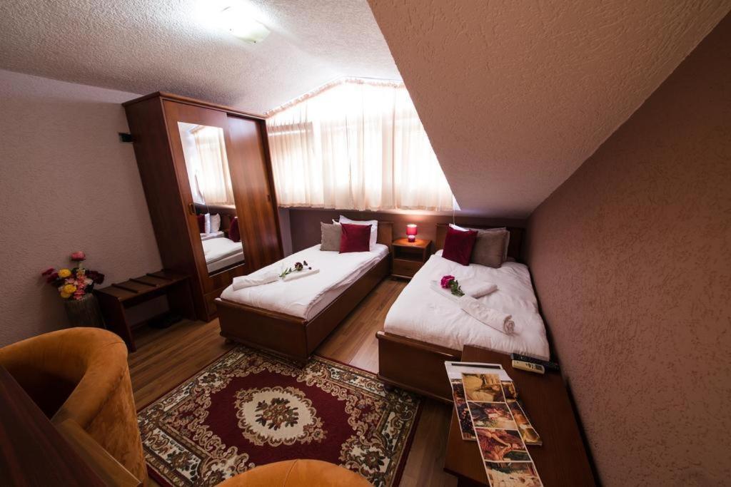Hotel Ideall Podgoriçe Dış mekan fotoğraf