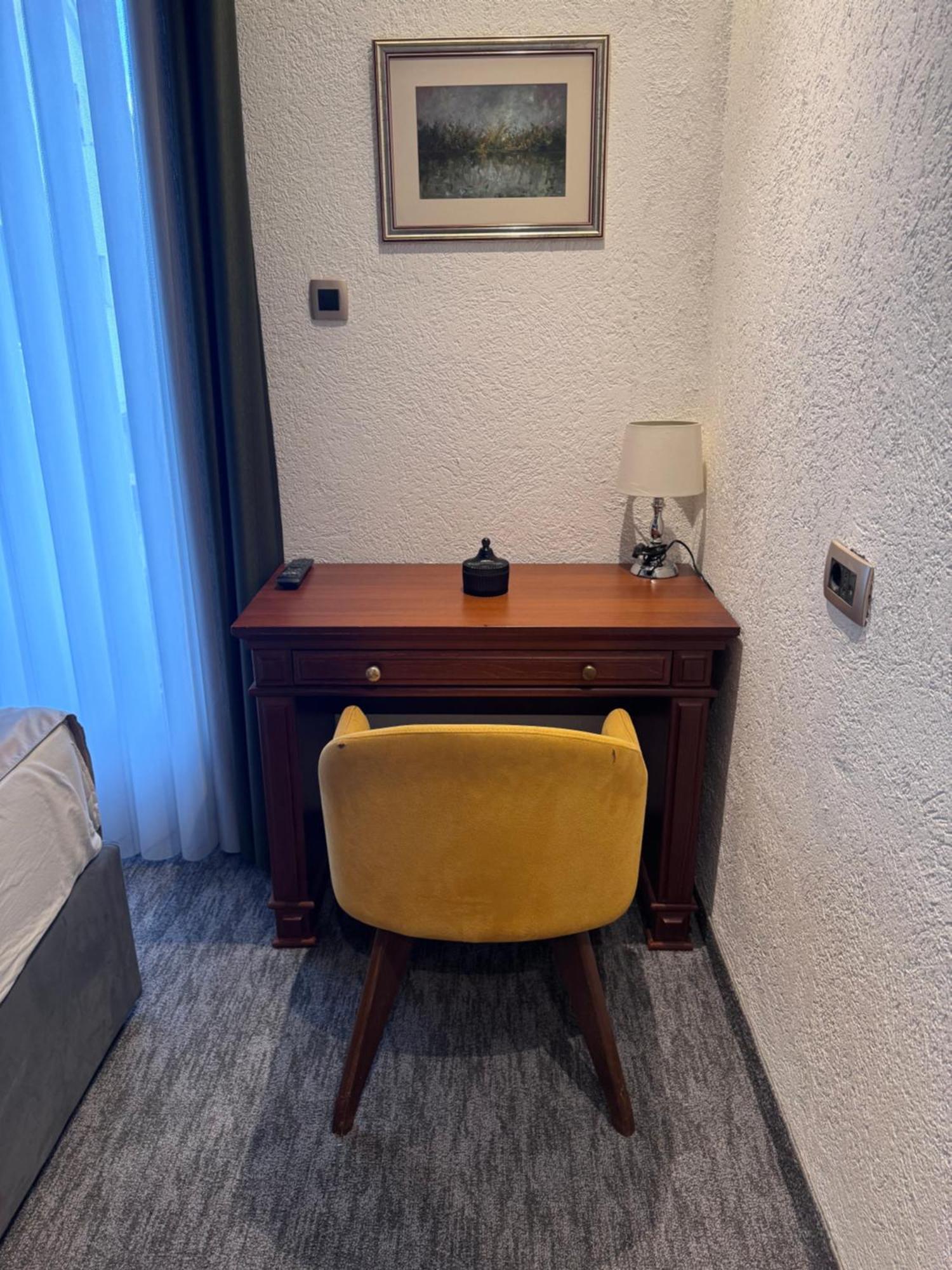 Hotel Ideall Podgoriçe Dış mekan fotoğraf