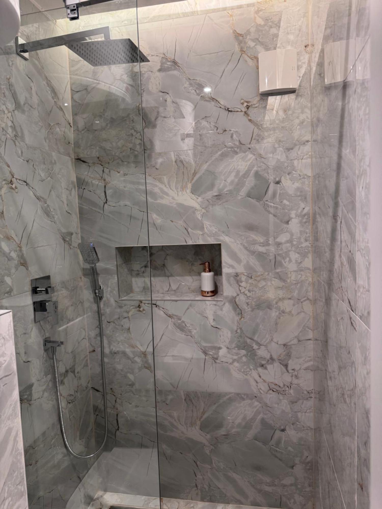 Hotel Ideall Podgoriçe Dış mekan fotoğraf